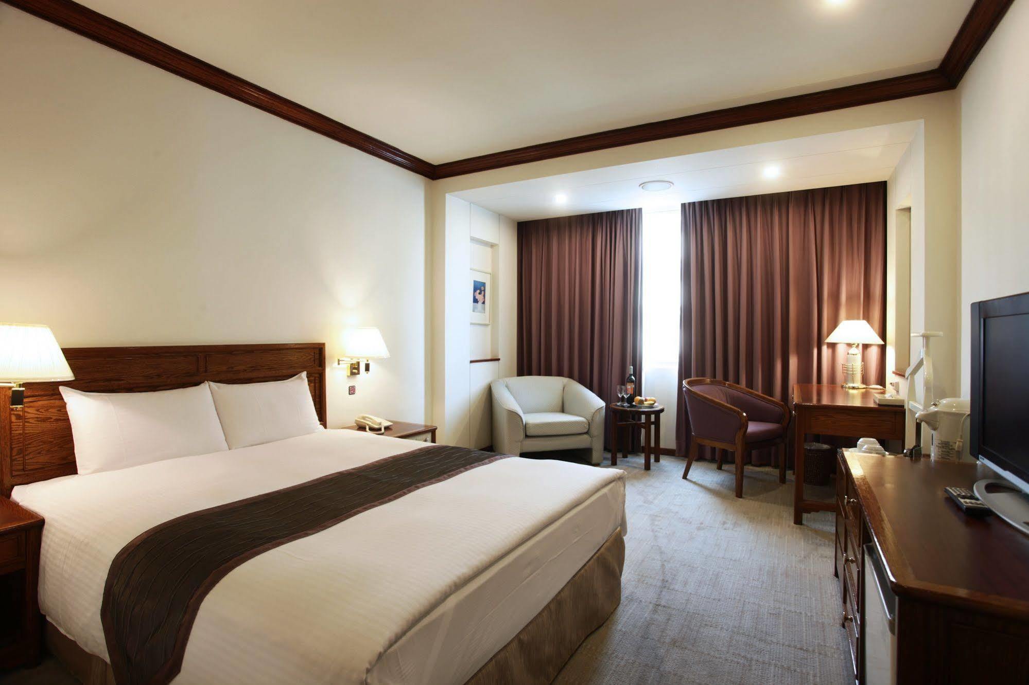 Hotel Ταϊνάν Εξωτερικό φωτογραφία